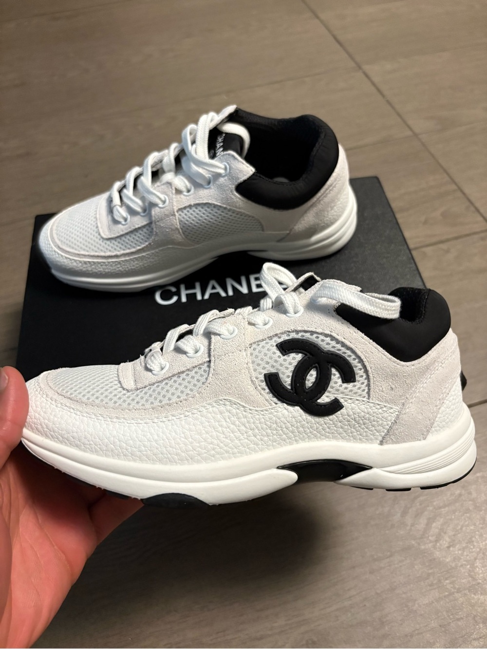 Chanel Runners